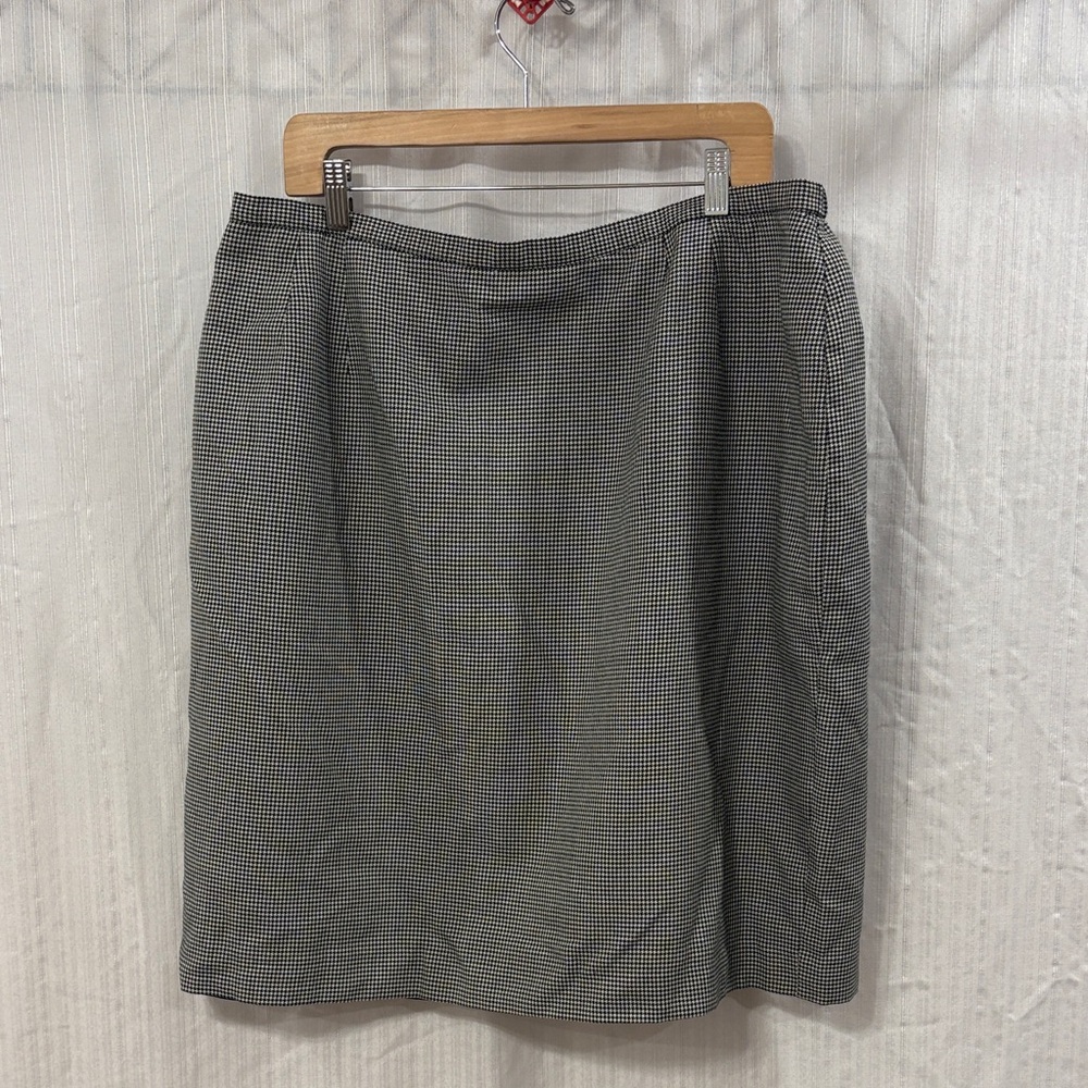 Vintage Liz Claiborne Houndstooth Pencil Skirt